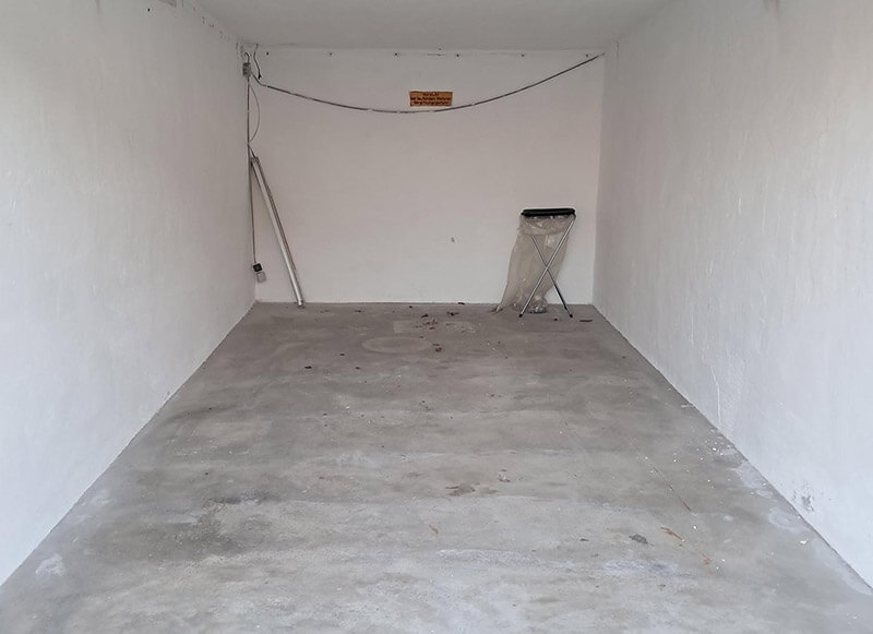 Referenz_Kokeladze_Bodenbeschichtung_vorher Kokeladze Bodenbeschichtung im Raum Bobingen bei Augsburg, der Boden vorher